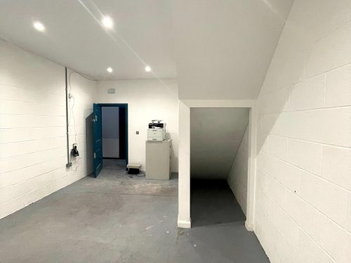 Art : Creative Studio to Rent in Warehouse in Hale Studios N17 3