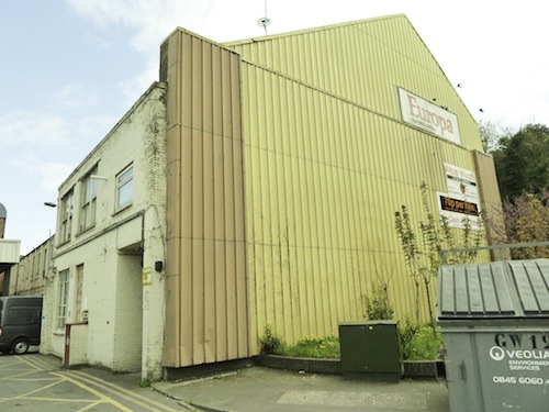 Live work unit to rent in warehouse in Erith DA8