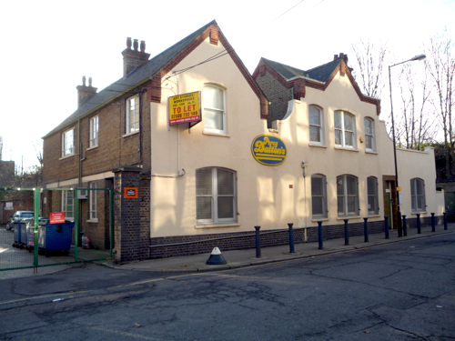 art studio in the old peanut factory / hackney wick E3