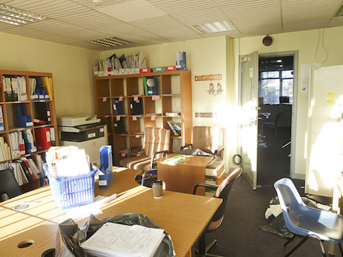 WORK ONLY: 1st floor offices/studios available in Holloway Road N19