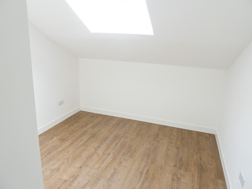 Live work unit to rent in warehouse in Manor House, London N4