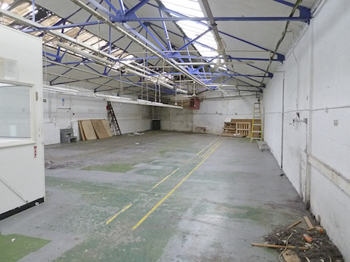 2700 sq ft ground floor warehouse space - with flexible use and 24hr access in N4