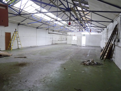 2700 sq ft ground floor warehouse space - with flexible use and 24hr access in N4