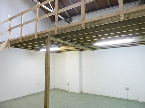 Live work style unit to rent in warehouse in Camden