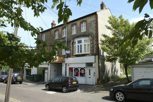 SE23 Forest Hill - 750 sq ft first floor live work style warehouse conversion