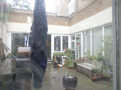 Live work style basement with natural light available to rent in SW9 Brixton